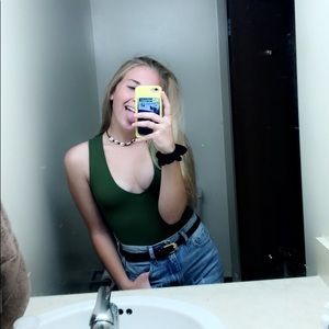 Meet your Posher, Alyssa